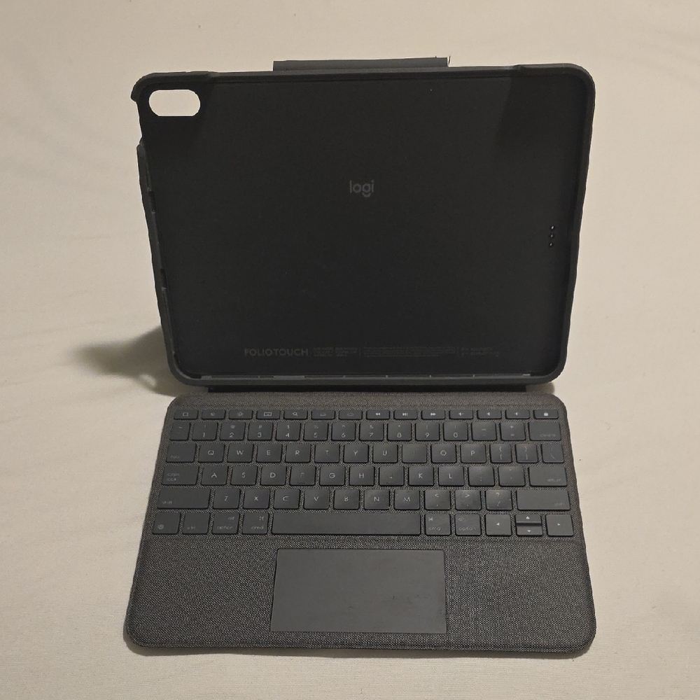 Logitech Gray Tablet Keyboard Folio